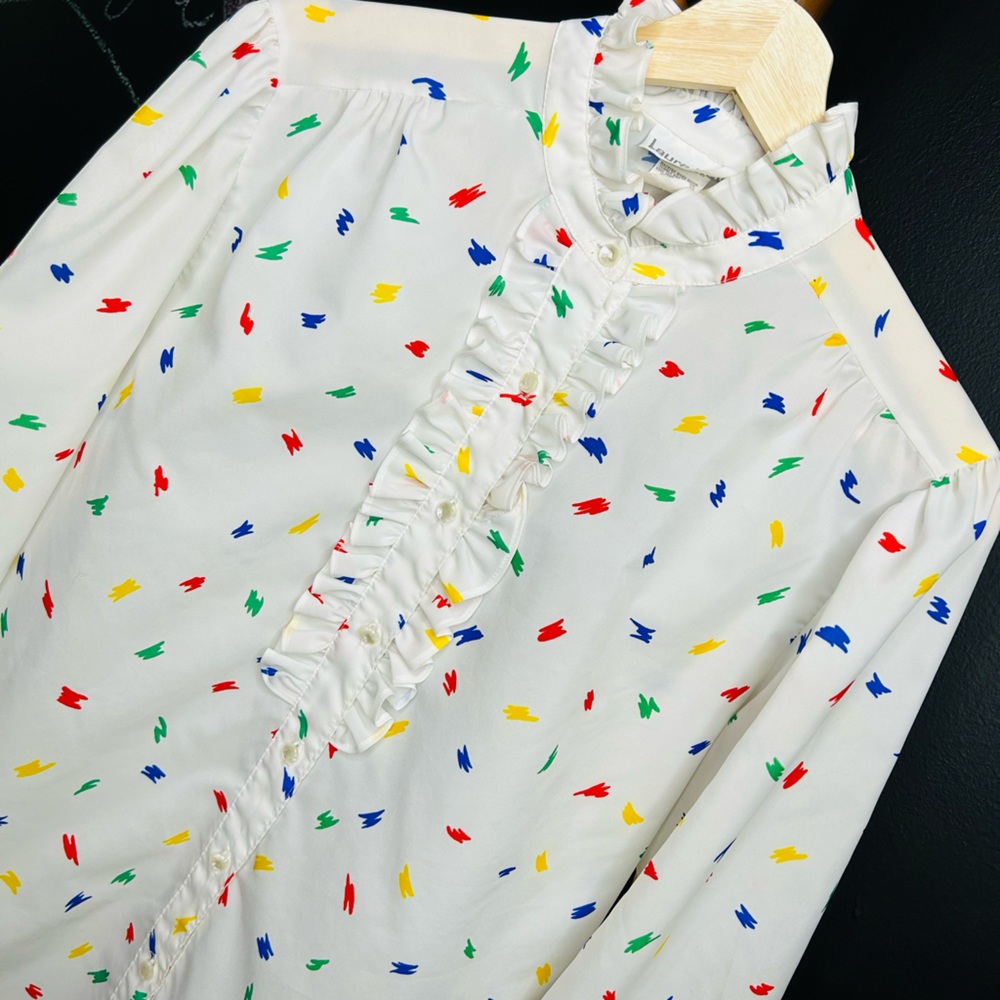 Vintage Ribbon Collar Blouse - Picture 2 of 6